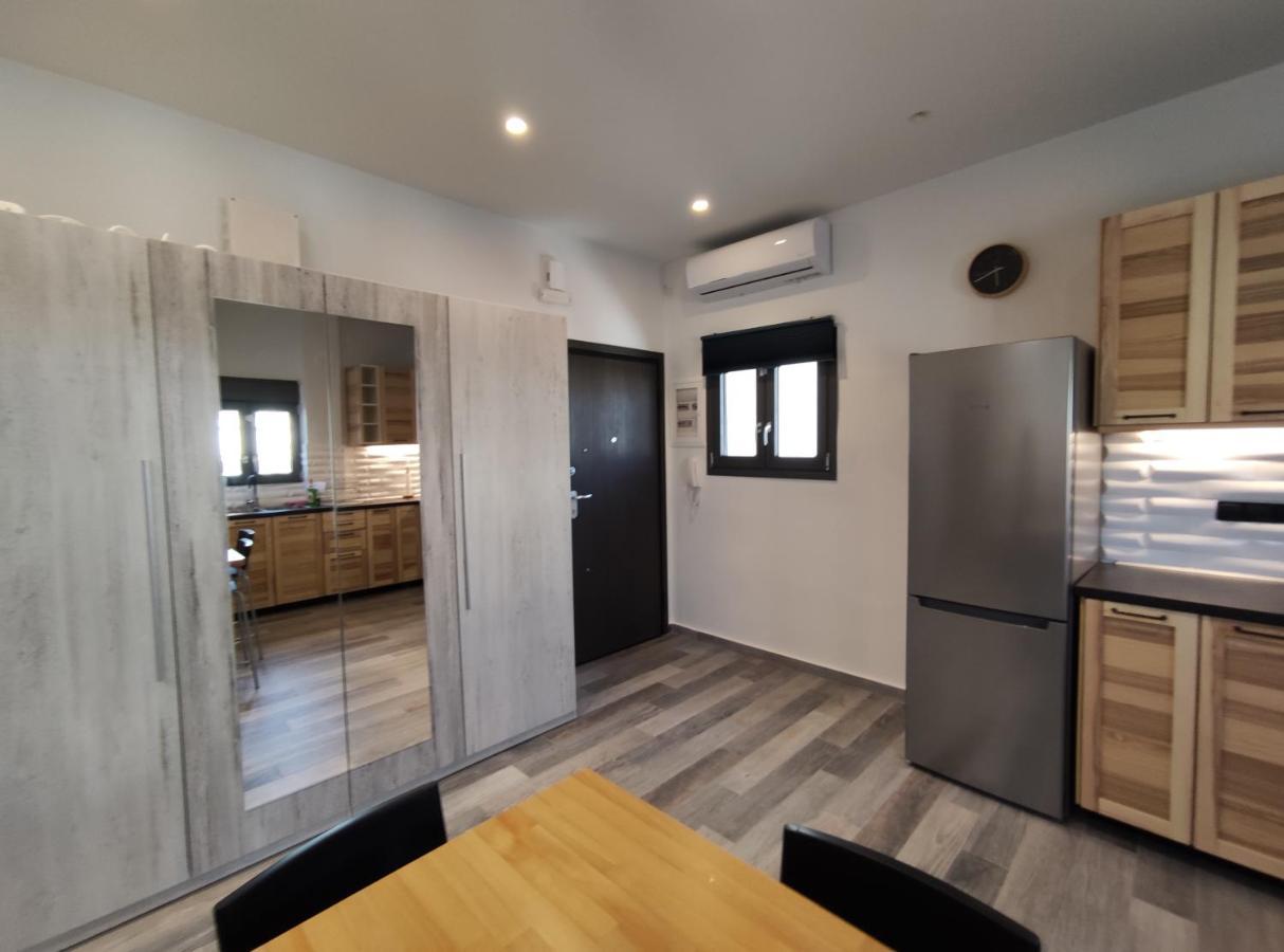 Bono Apartment 卡拉马塔 外观 照片