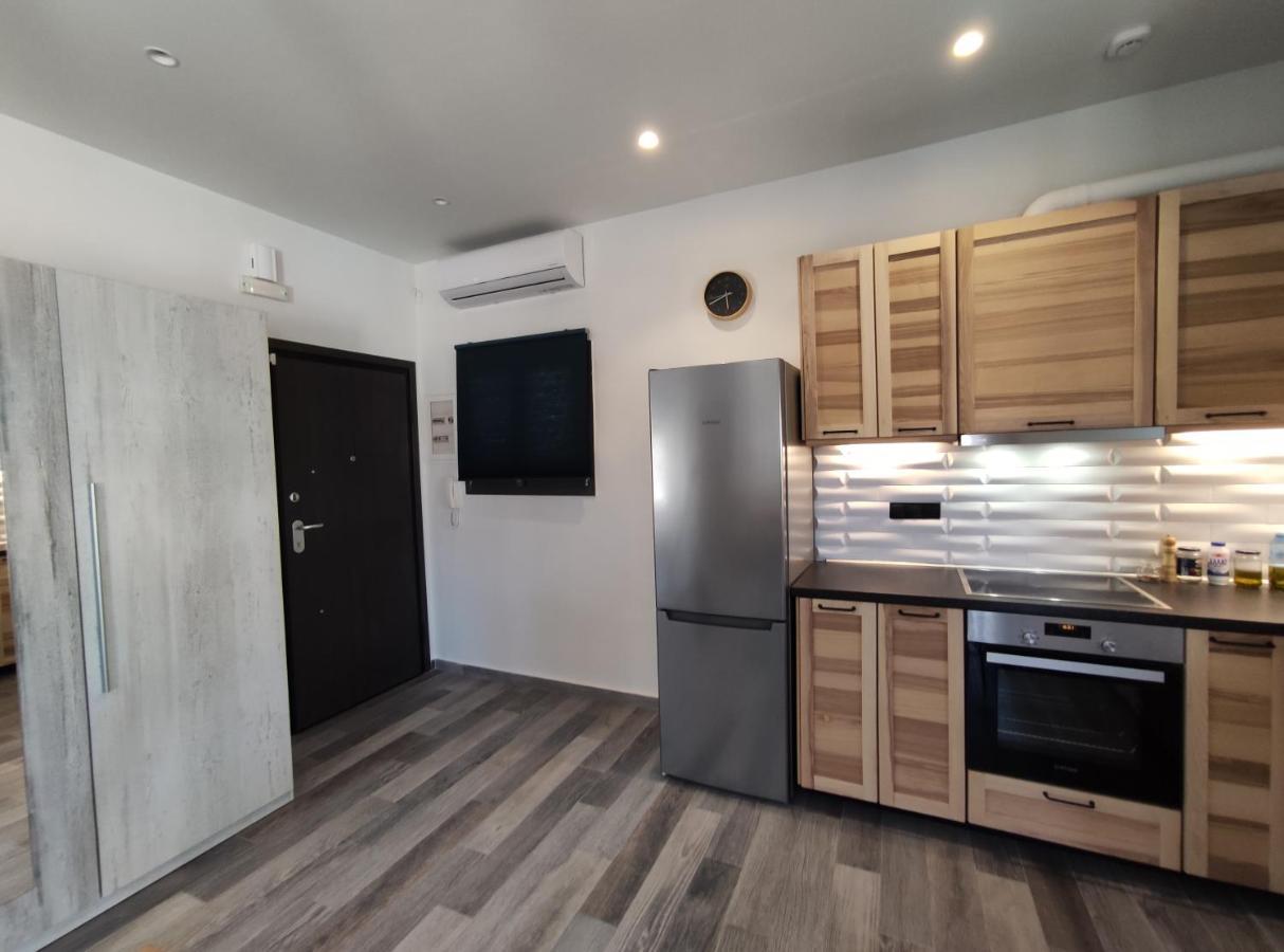 Bono Apartment 卡拉马塔 外观 照片